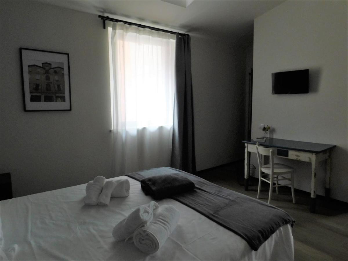 Piumaviola Beds & Apartments Parma Zewnętrze zdjęcie